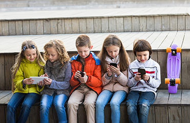 How to reduce mobile addiction in kids?