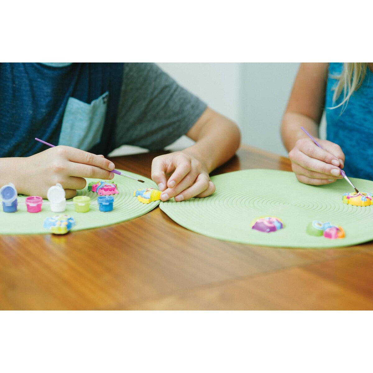 Buy 4M Mould Paint Glow Owls | Yallatoys.com