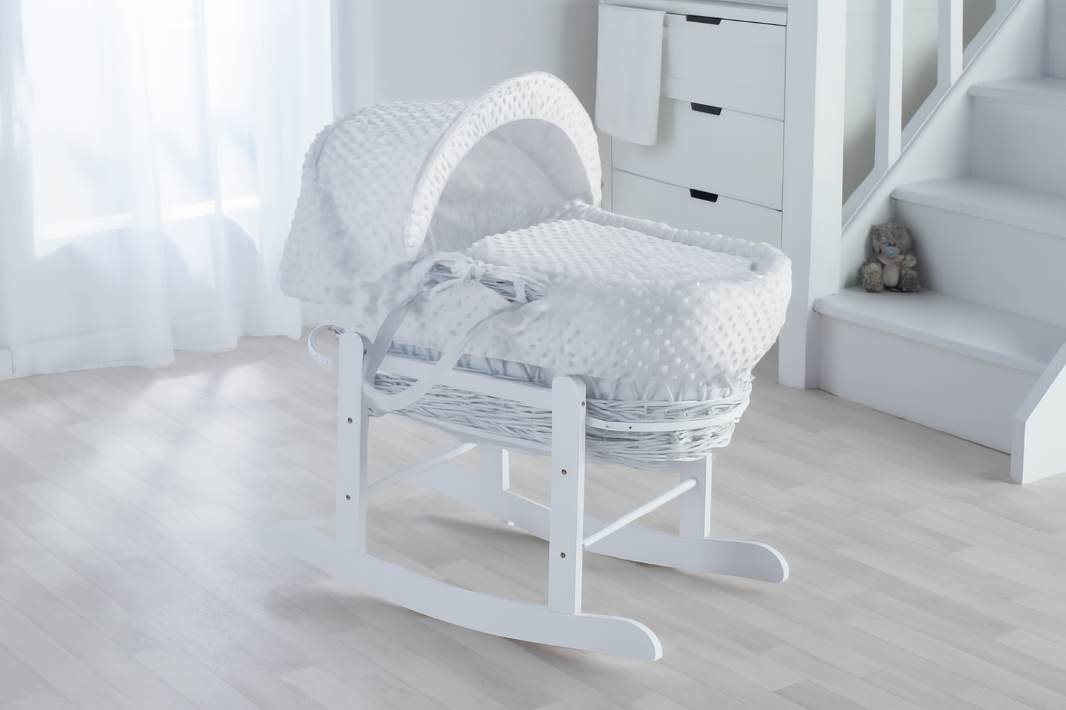 Kinder Valley White Dimple Wicker Moses Basket White Kinder Valley Yallatoys