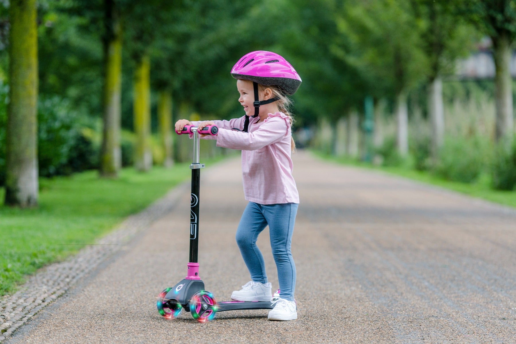 Buy Evo Light Up Cruiser Pink Scooter | Yallatoys.com