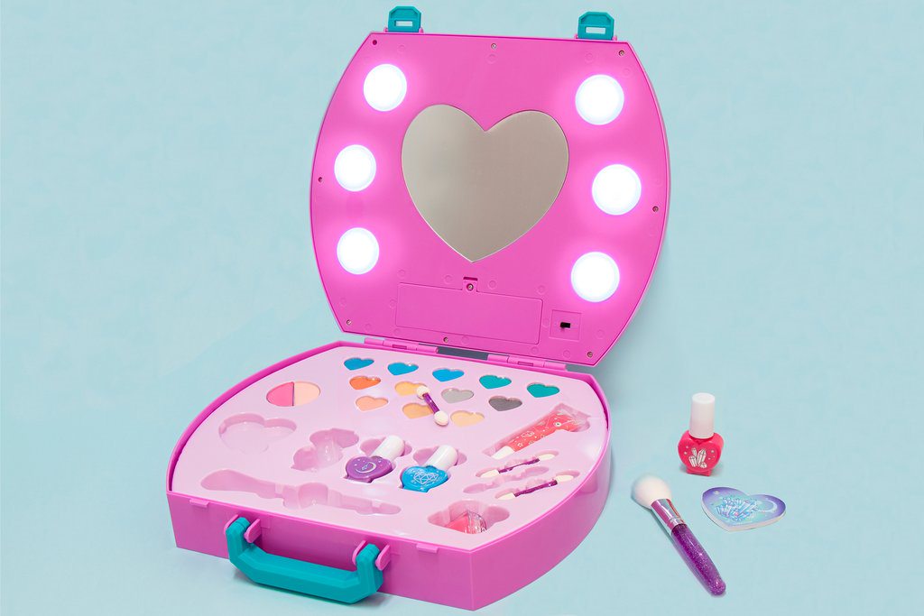 Buy Make It Real Light Up Cosmetic Studio | Yallatoys.com