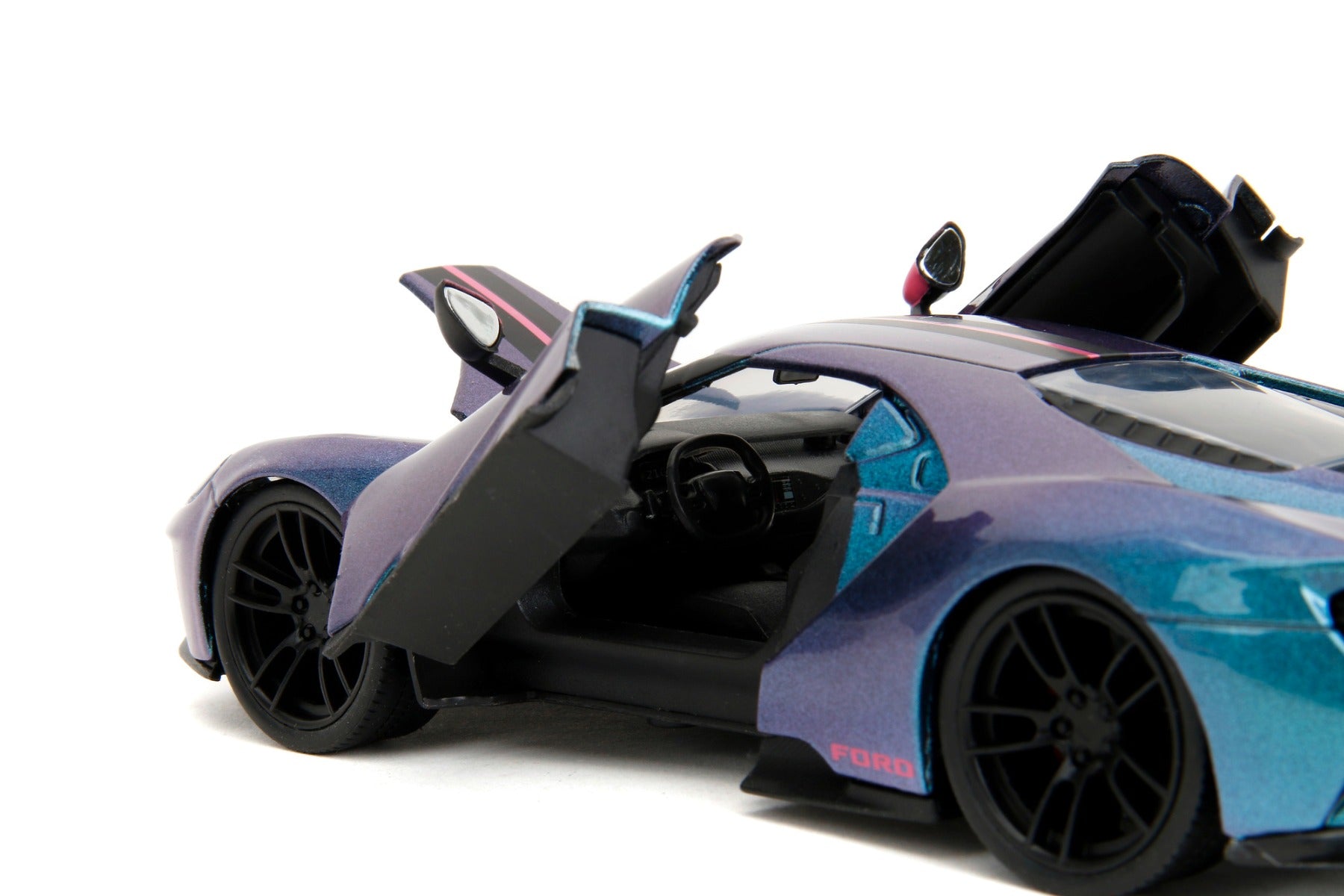 Buy Jada 1:24 Pink Slips 2017 Ford GT Die Cast Car With Base | Yallatoys.com