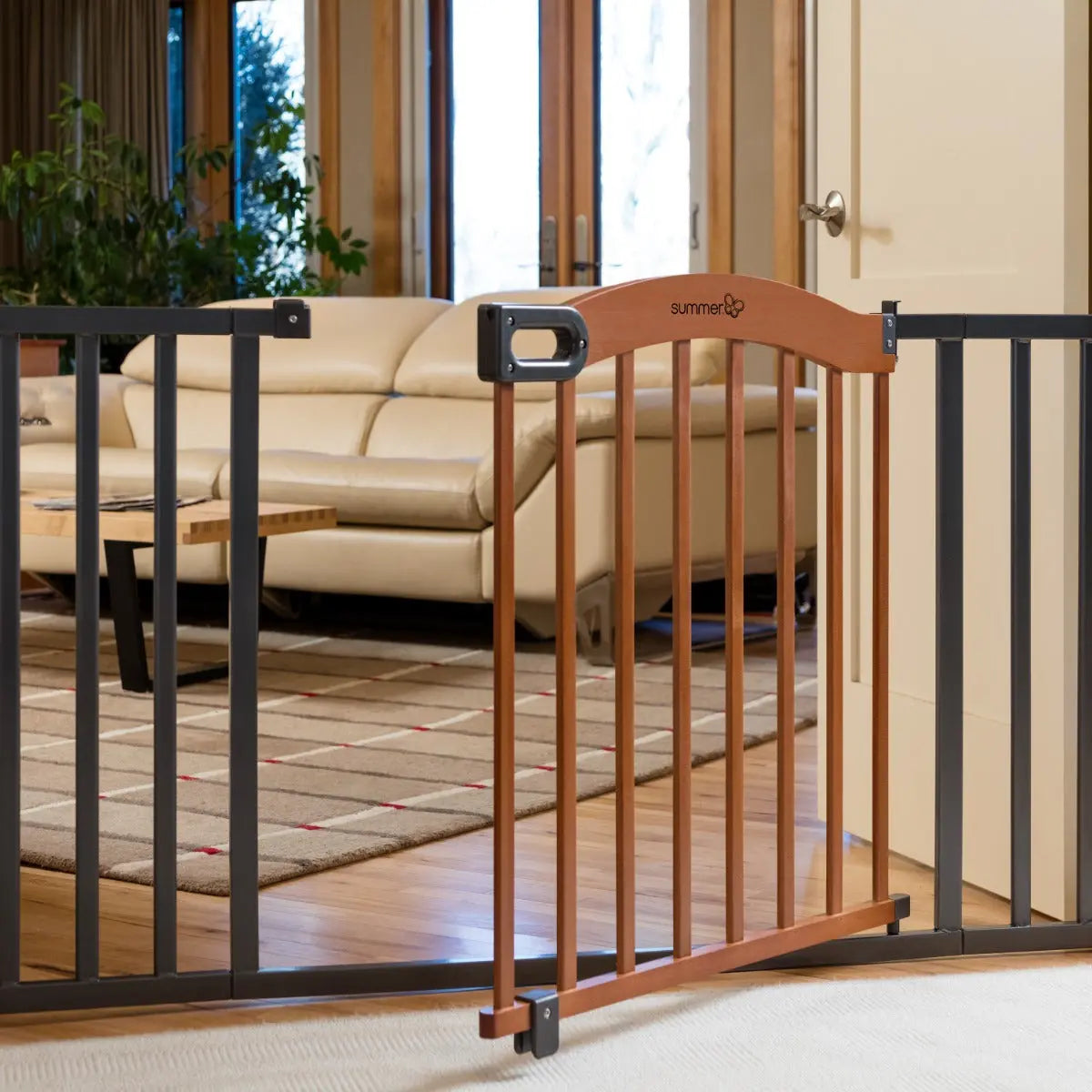 Summer Infant Decorative Wood & Metal 5 Foot Pressure Mounted Gate Summer Infant Yallatoys
