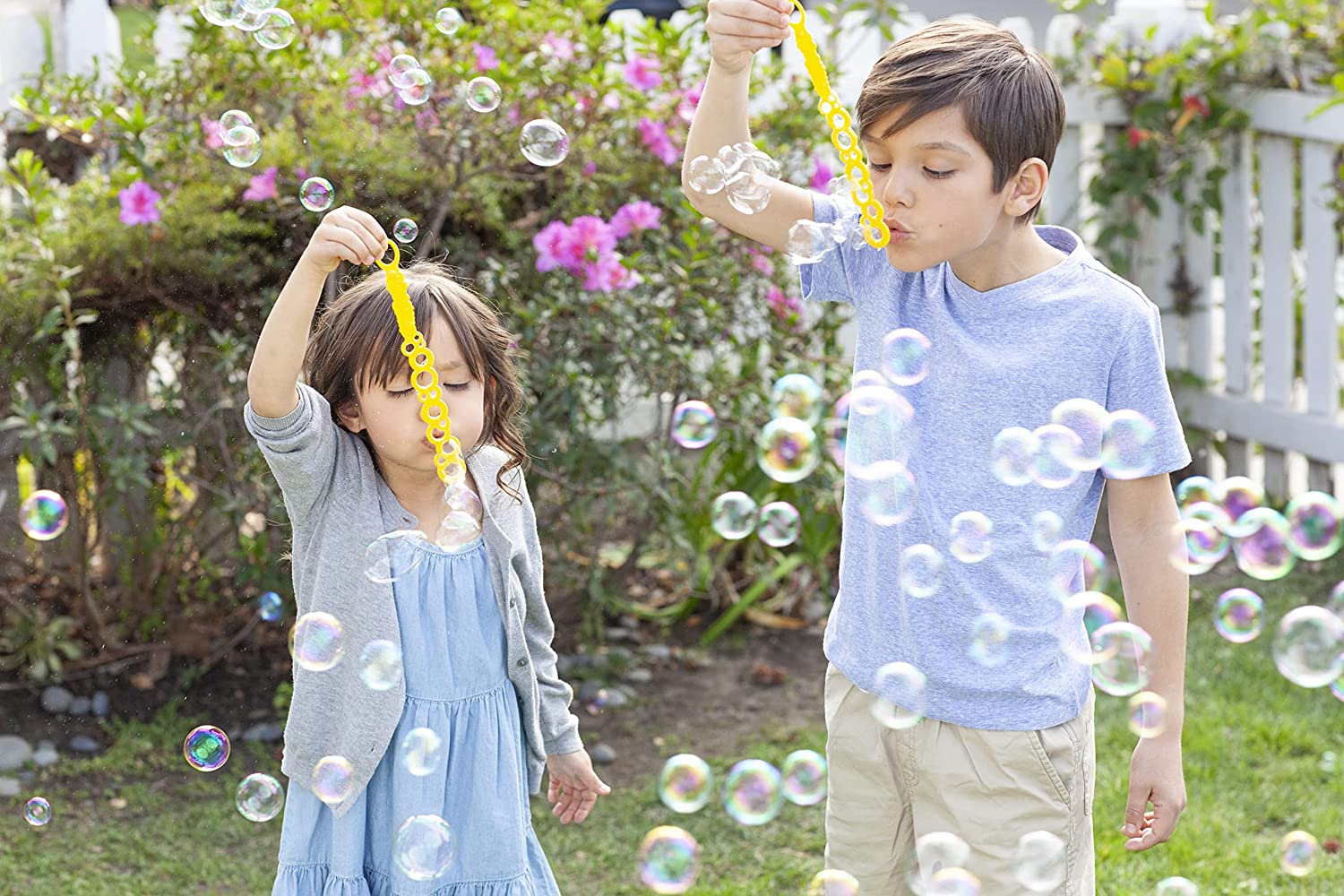 Buy Gazillion Premium Quality 2 Litre Bubble Mixture | Yallatoys.com