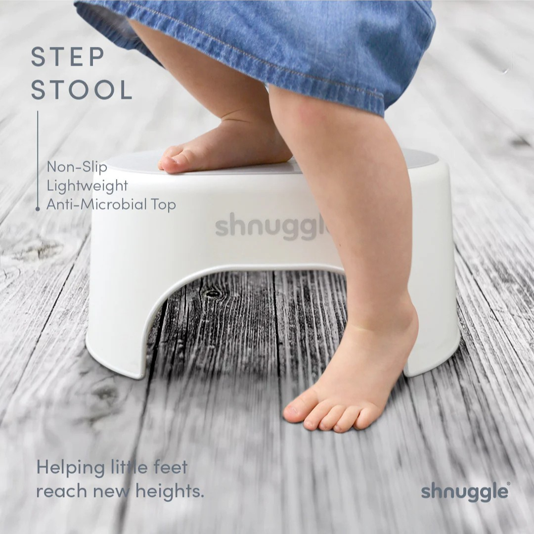 Shnuggle Kids Light Weight Step Stool White Shnuggle Yallatoys