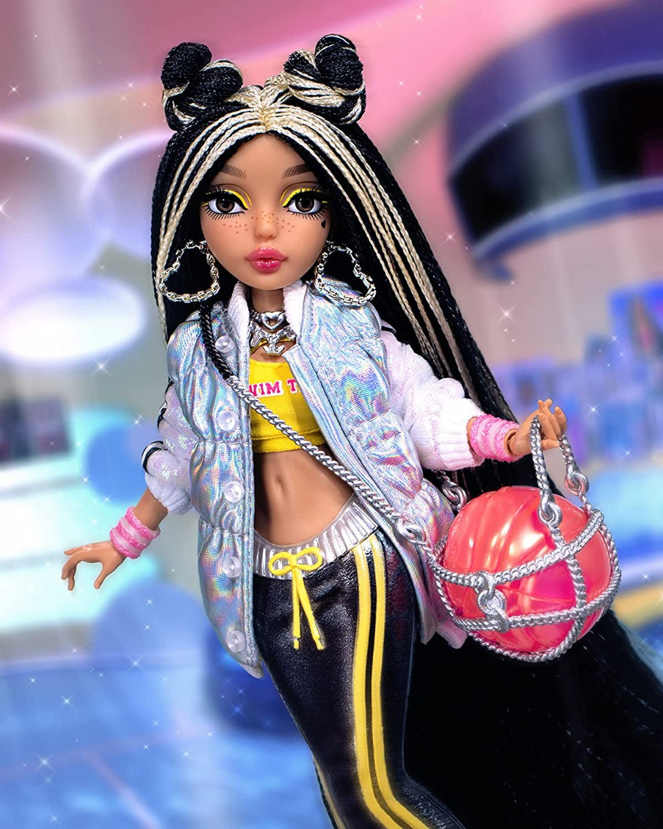 Buy Mermaze Mermaidz Color Change Jordie Mermaid Fashion Doll with Designer Outfit & Accessories | Yallatoys.com