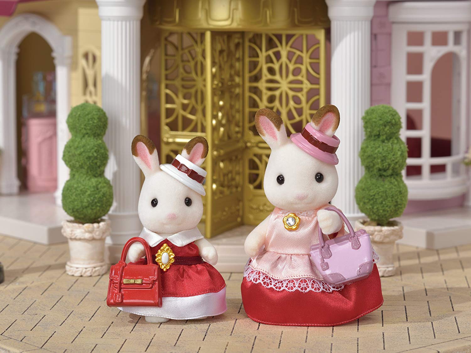 Buy Sylvanian Families Creamy Gelato Shop with Dress Up Duo Set & Towny Girl Toy Poodle | Yallatoys.com