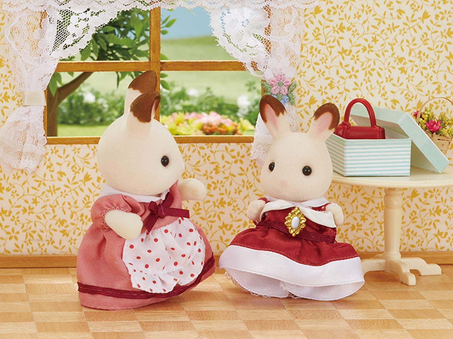 Buy Sylvanian Families Creamy Gelato Shop with Dress Up Duo Set & Towny Girl Toy Poodle | Yallatoys.com