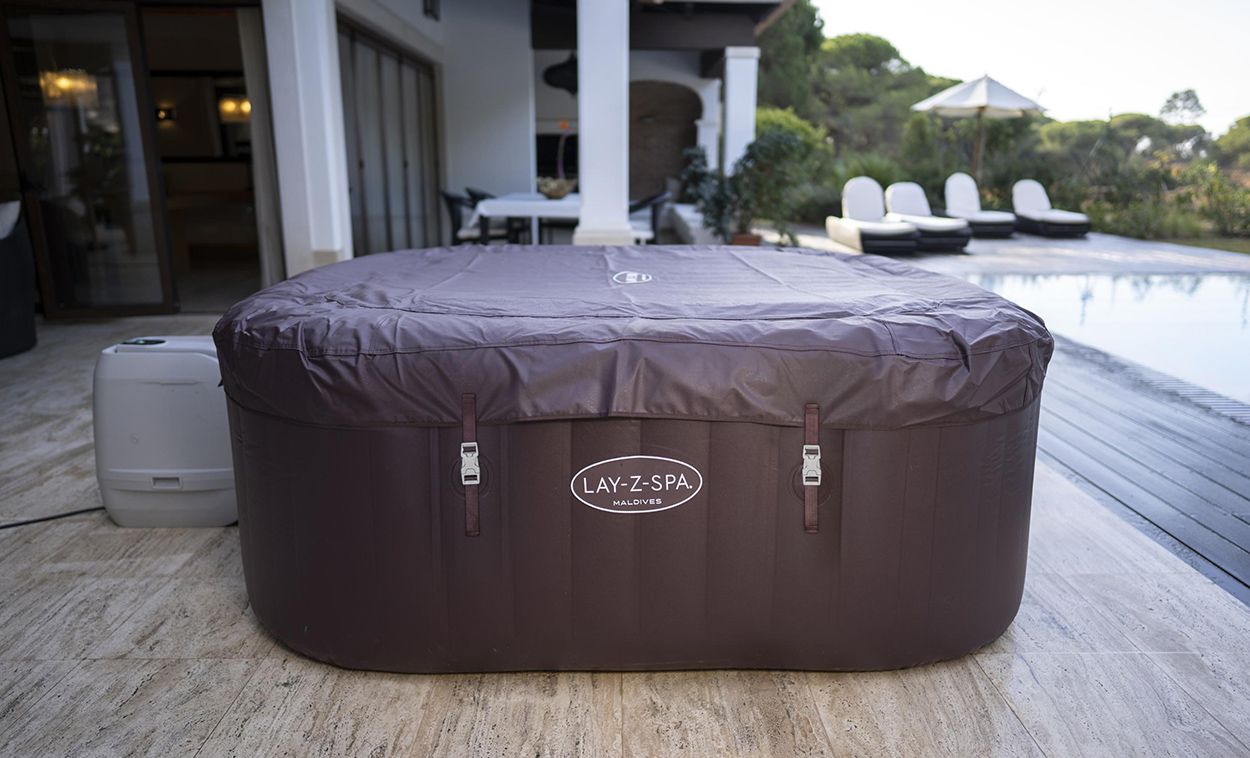 Buy Bestway Maldives HydroJet Pro Spa | Yallatoys.com