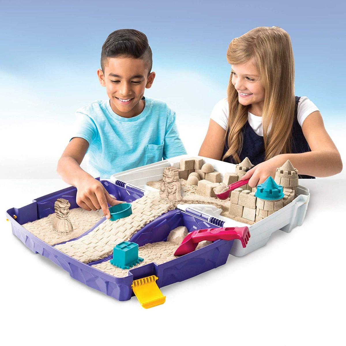 Buy Kinetic Sand Folding Sandbox 2Lb | Yallatoys.com