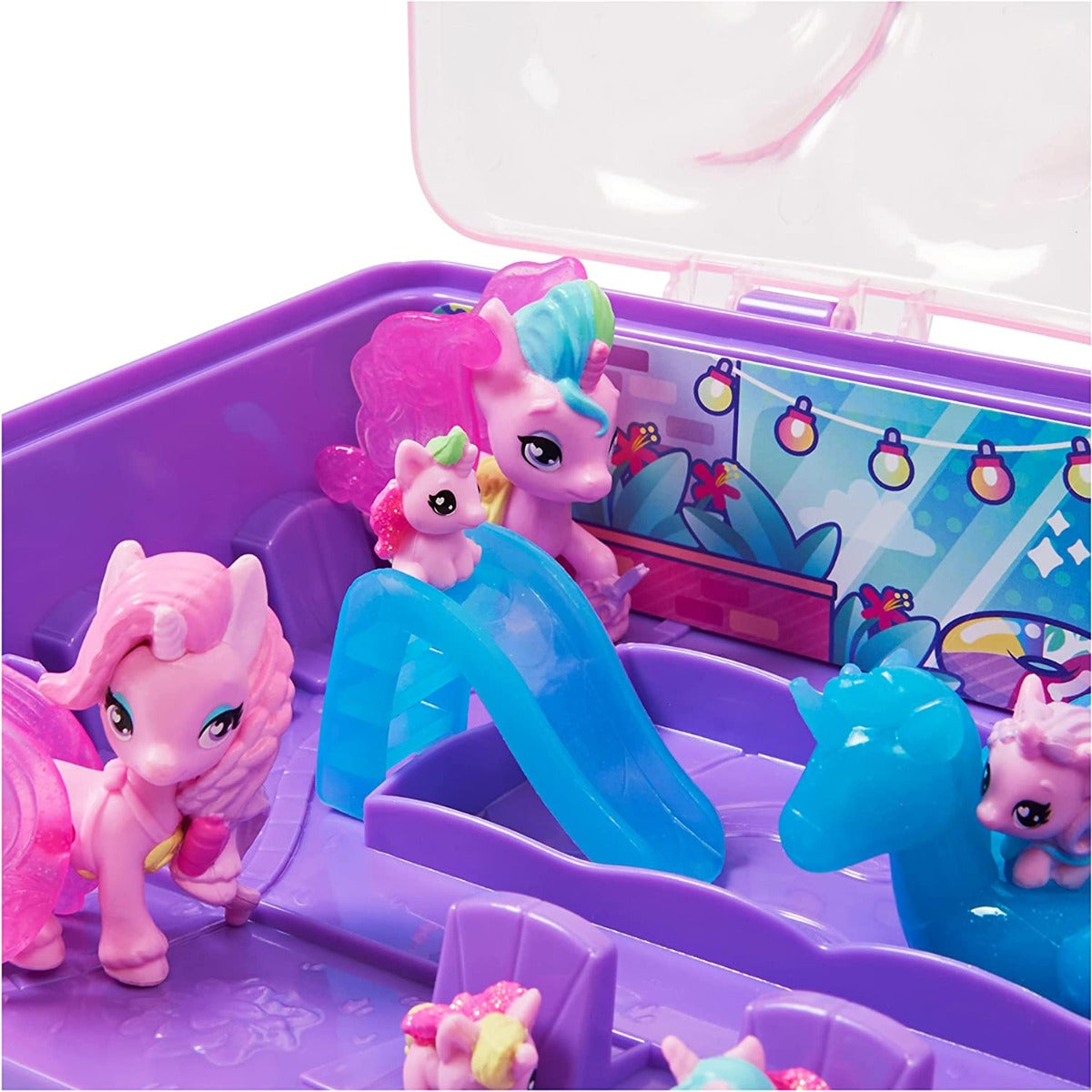Buy Hatchimals Colleggtibles Unicorn Family Carton with Surprise Playset | Yallatoys.com