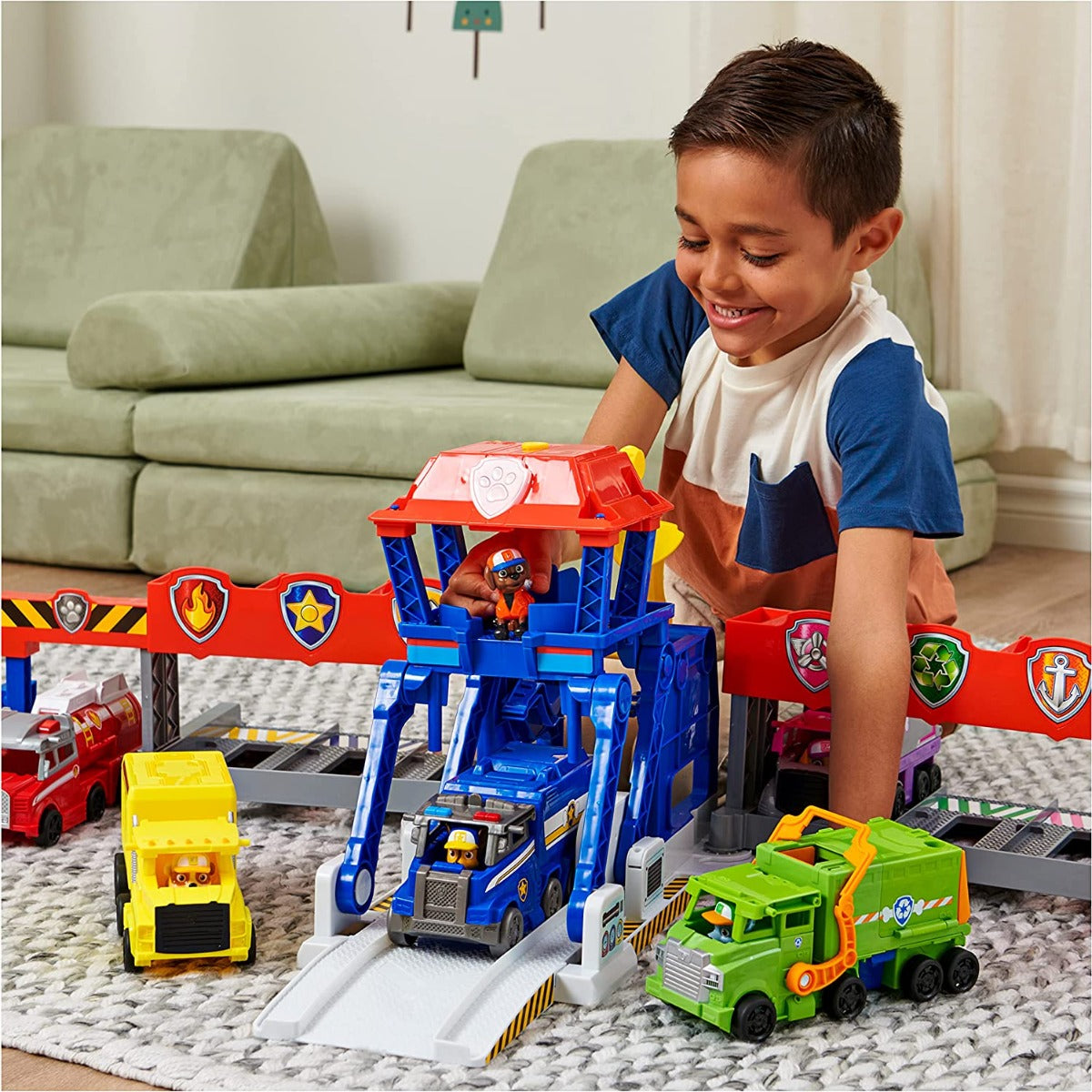 Buy Paw Patrol Big Truck Pups Truck Stop Head Quatres 3ft Wide Transforming Playset | Yallatoys.com