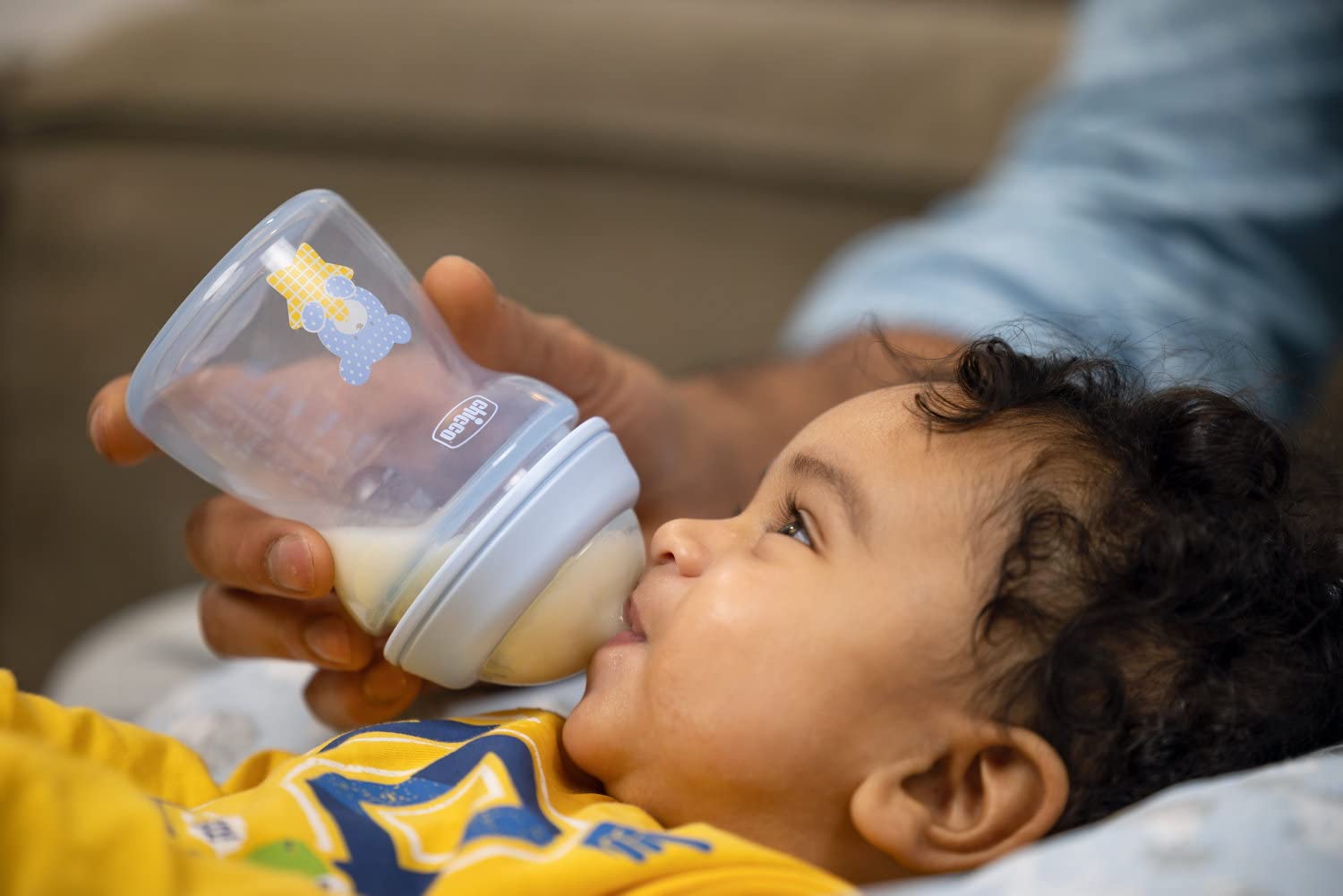 Chicco Natural Feeling Feeding Bottle PP 2M+ - 250ML - Boy Chicco Yallatoys