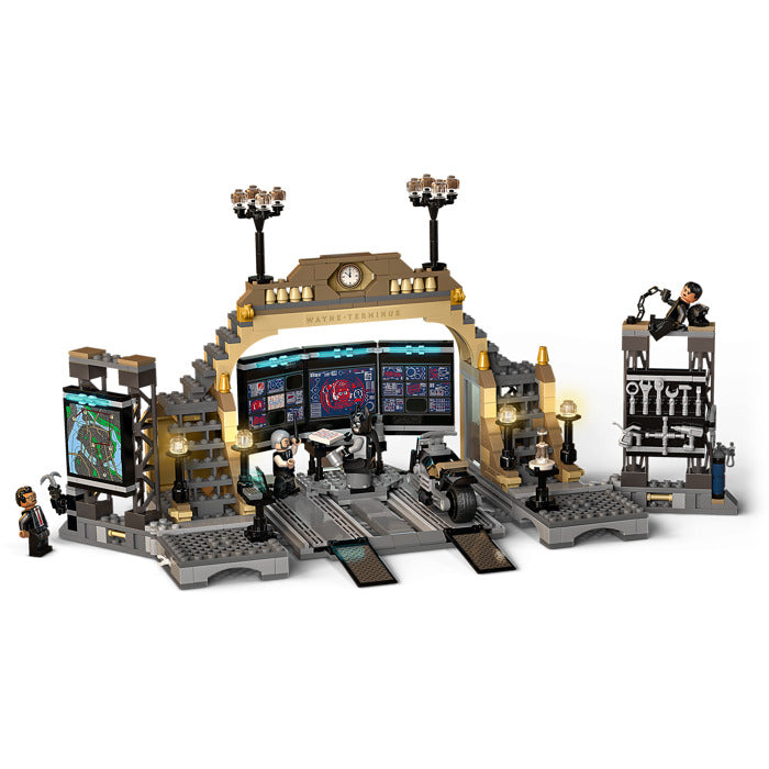 Buy Lego Marvel Batcave The Riddler Face-off 76183 | Yallatoys.com