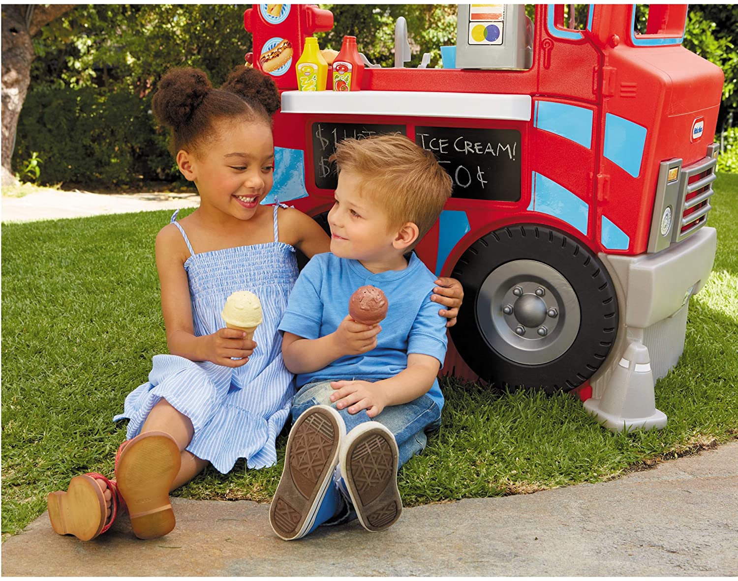 Buy Little Tikes 2 in 1 Pretend Play Food Truck Kitchen | Yallatoys.com