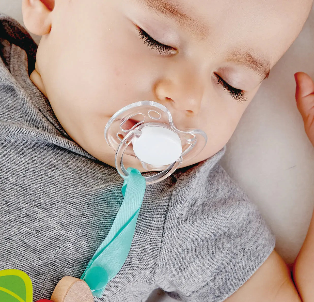 Hape BPA Free Teething Pacifier Clips for Baby`s Hape
