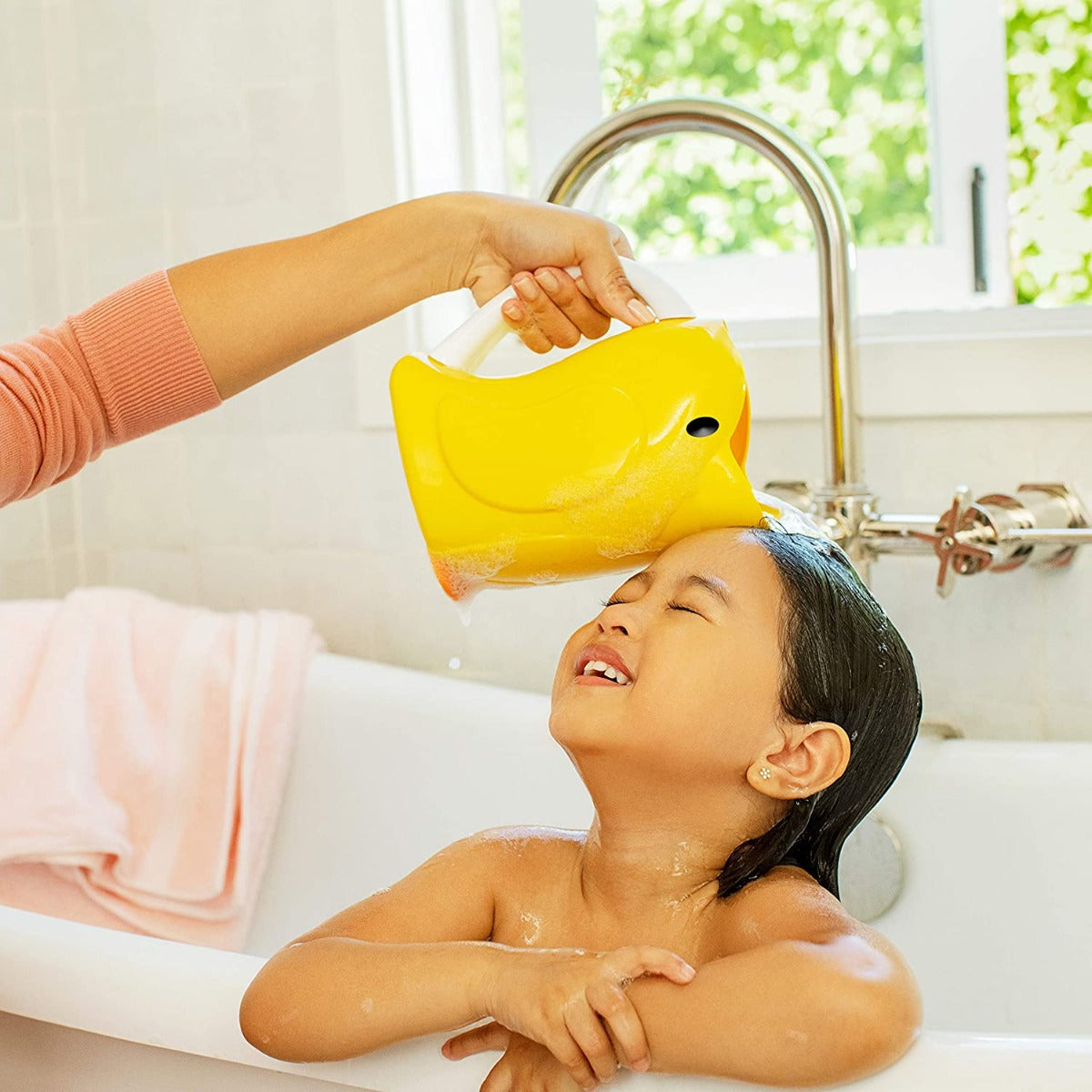 Munchkin - Duckling Bath Rinser Munchkin Yallatoys