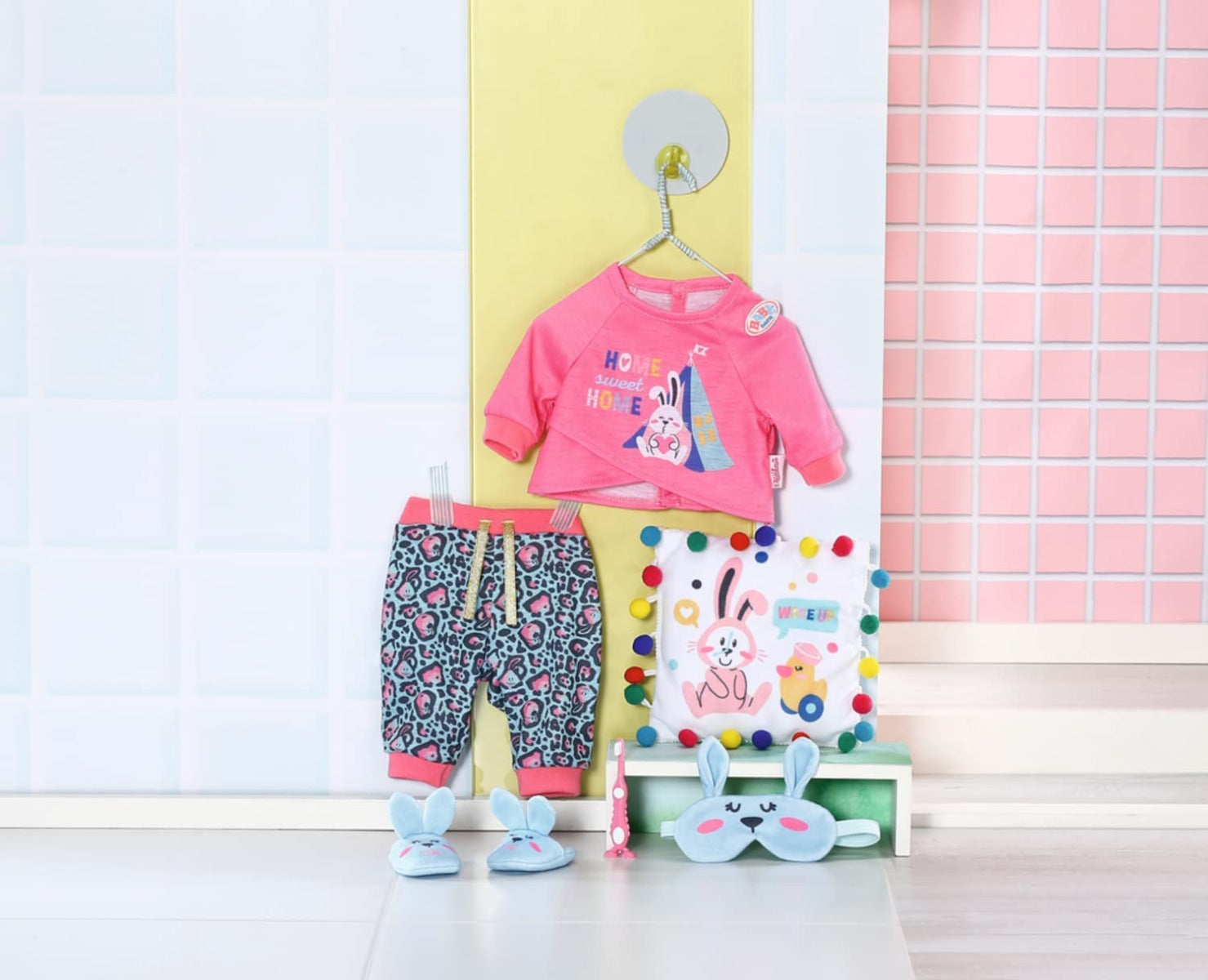 Buy Baby Born Bath Deluxe Good Night Set Doll Clothes 43cm | Yallatoys.com