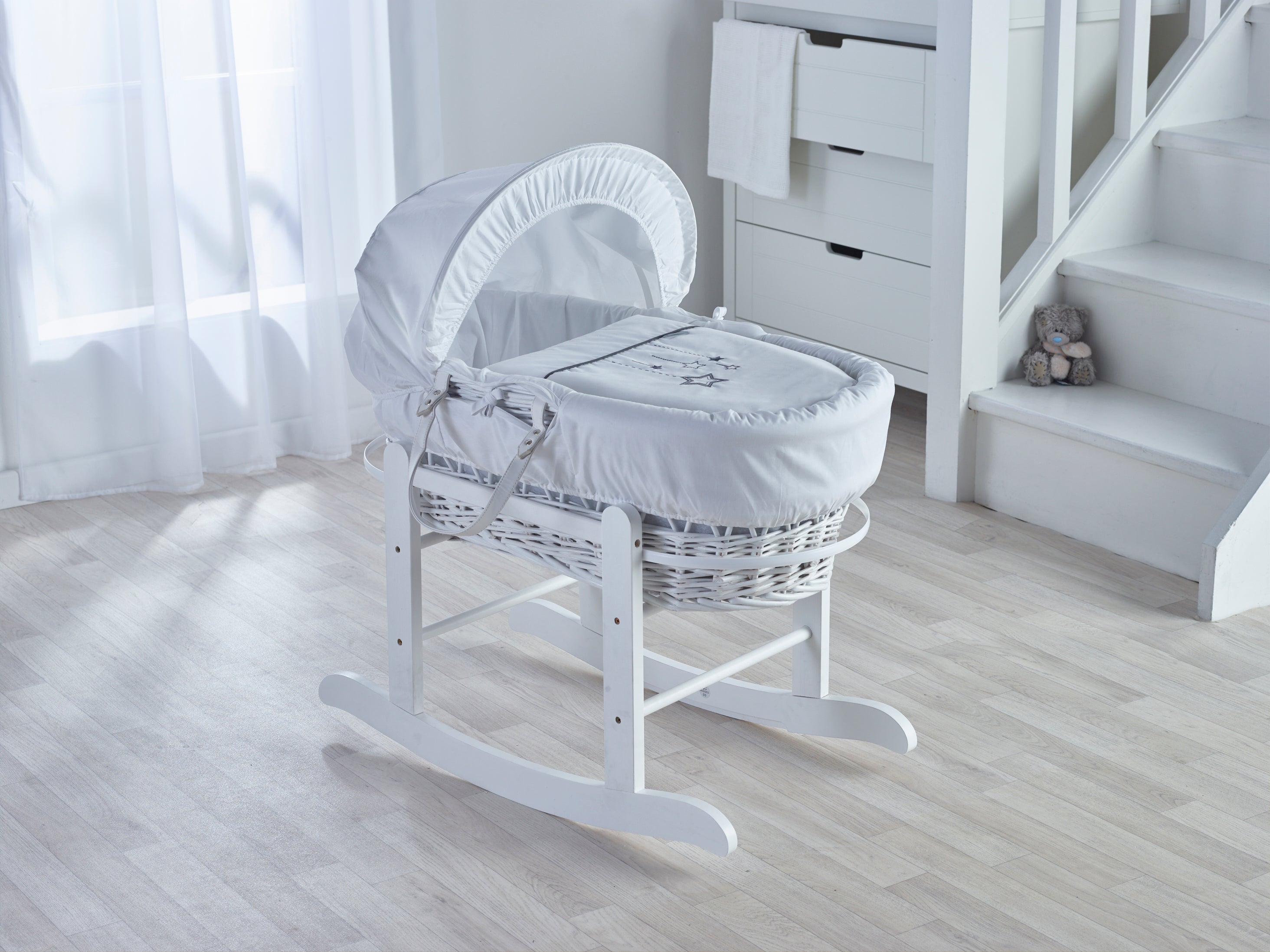 Kinder Valley White Wish Upon a Star Wicker Moses Basket with White Rocker Stand Kinder Valley Yallatoys