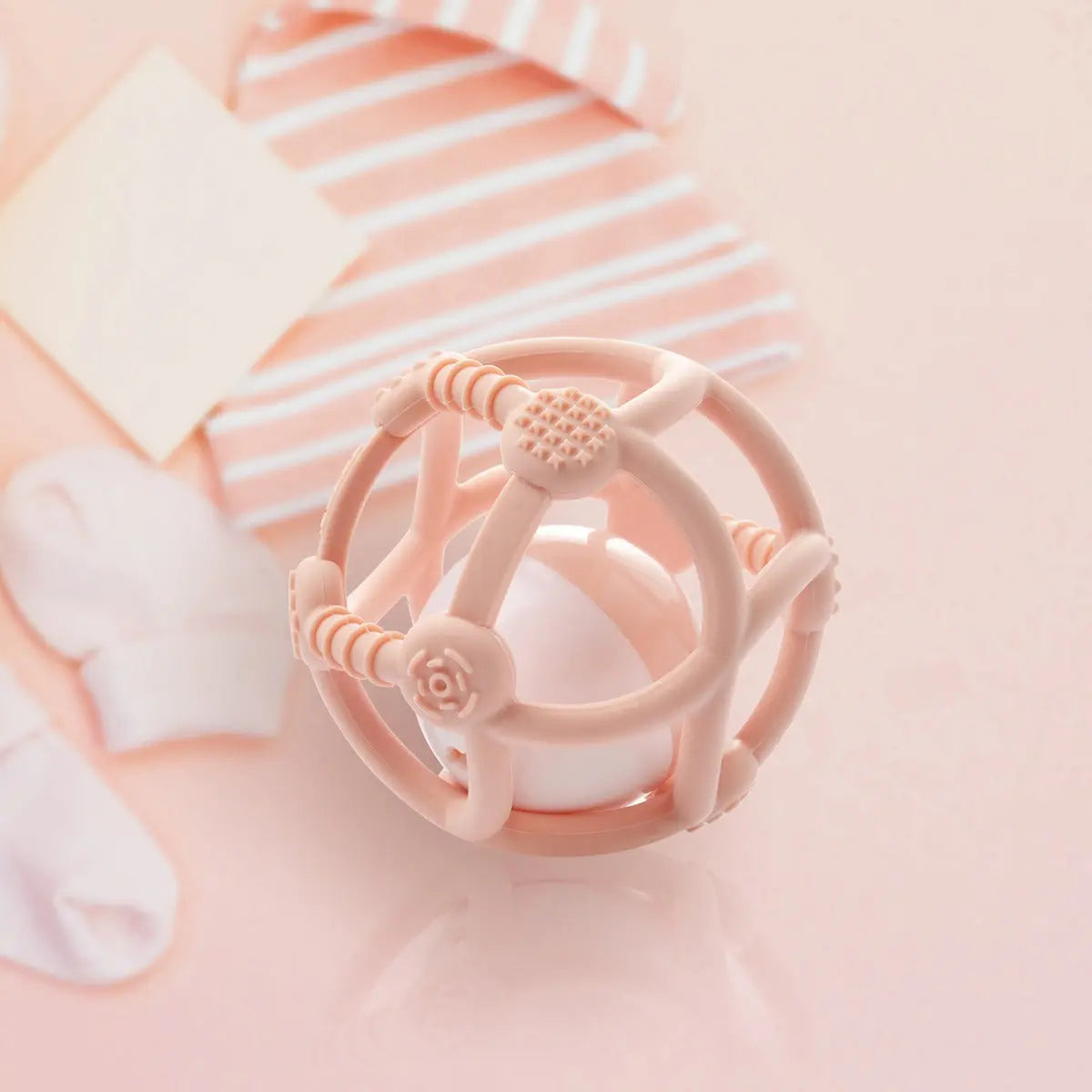 Kidsme Silicone Teething Ball Pink Kidsme Yallatoys