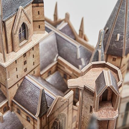 Detailed Hogwarts Castle Architecture Build