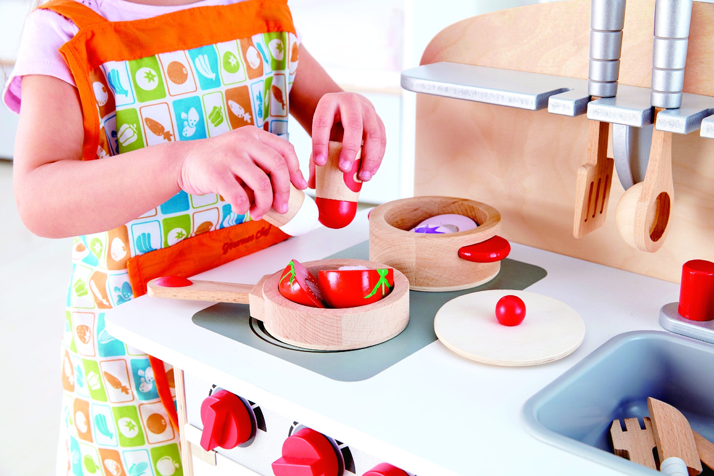 Hape Toddler Cook Serve Set