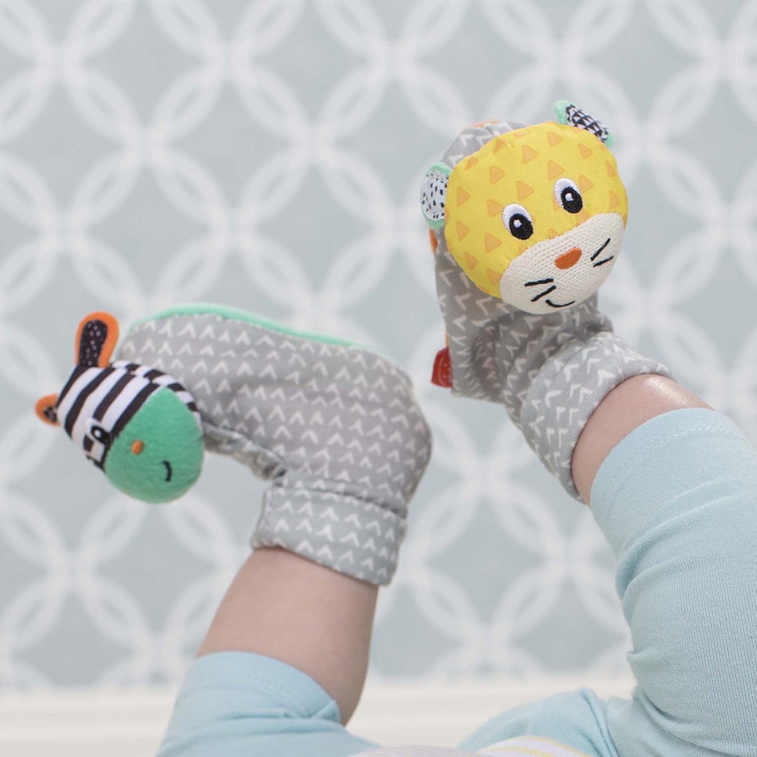 Infantino Foot Rattles Zebra/Tiger Infantino Yallatoys