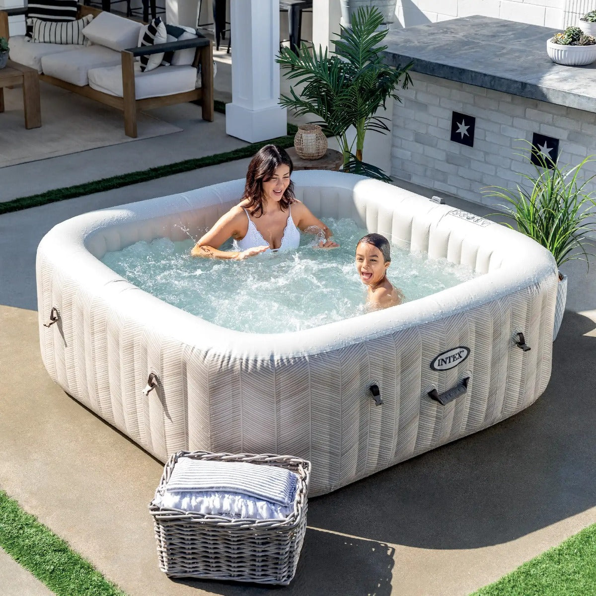 Intex bubble massage spa