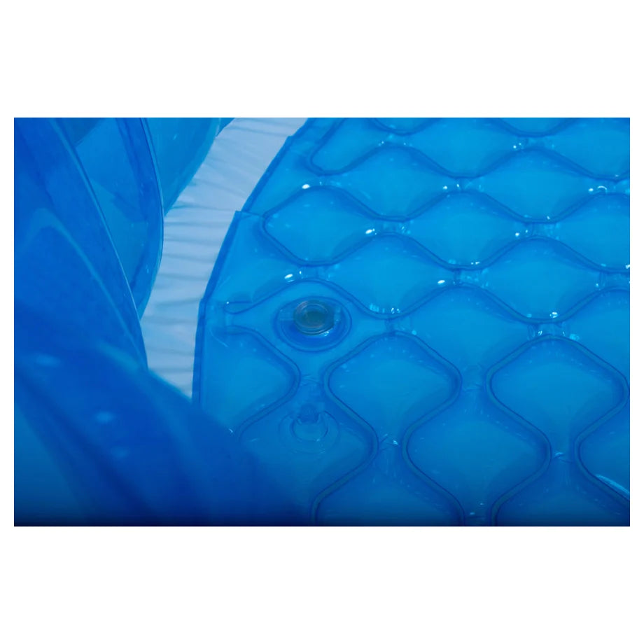 حوض جيلونج الشفاف للعرض