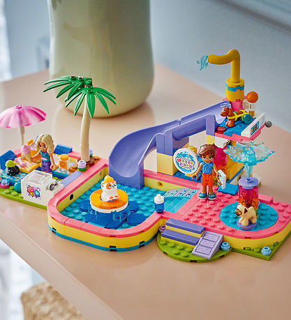 Lego Friends 42676 Fun Water Park Day 278Pcs