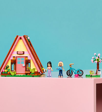 Lego Friends 42682 Nature Glamping Cabin 295Pcs