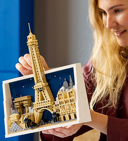 Lego Architecture 21064 Paris-City of Love Building Set