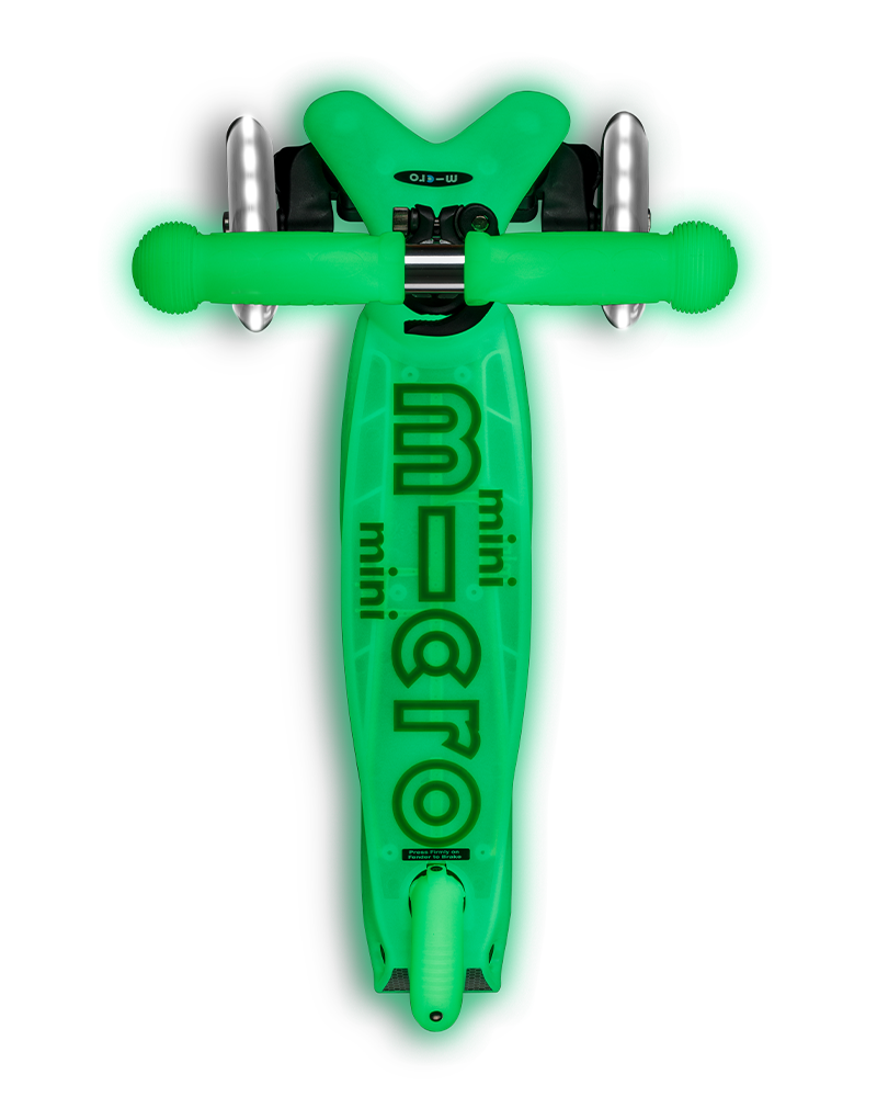Micro Mini Deluxe lime LED scooter