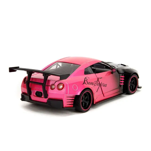 Nissan GT-R diecast