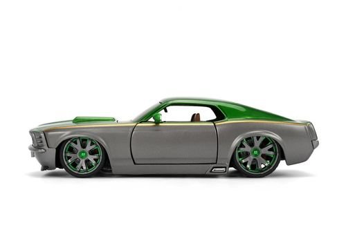 Pink Slips Mustang diecast