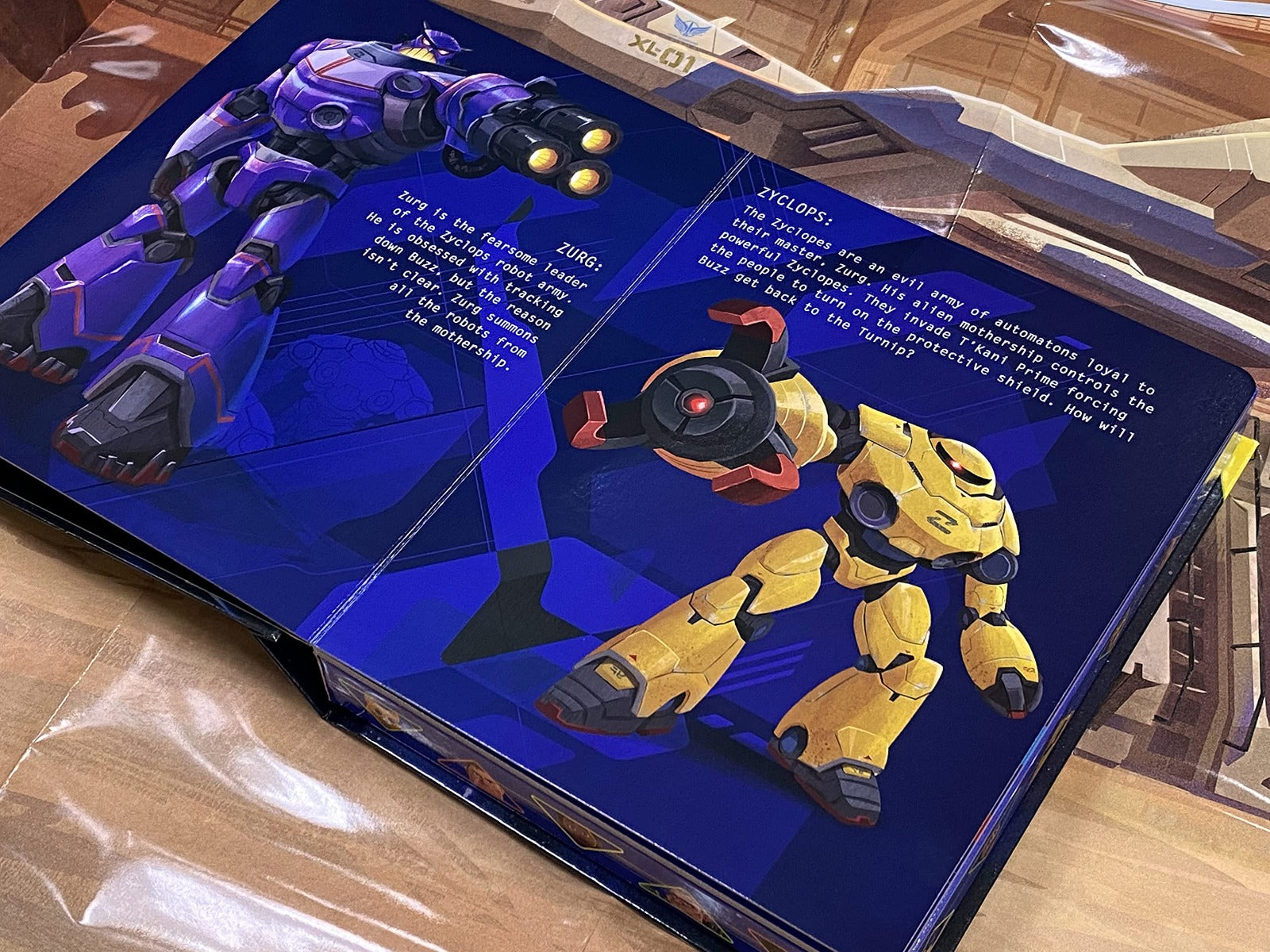 Pixar Lightyear My Busy Book set