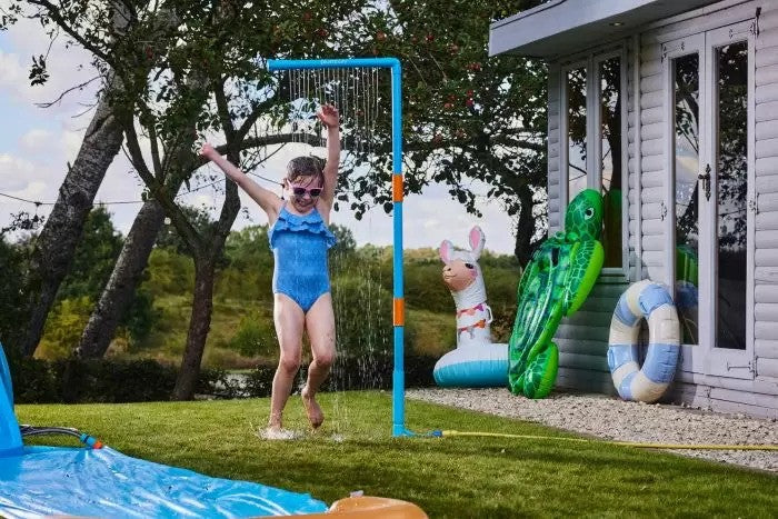 Plum Water Park Rain Wall