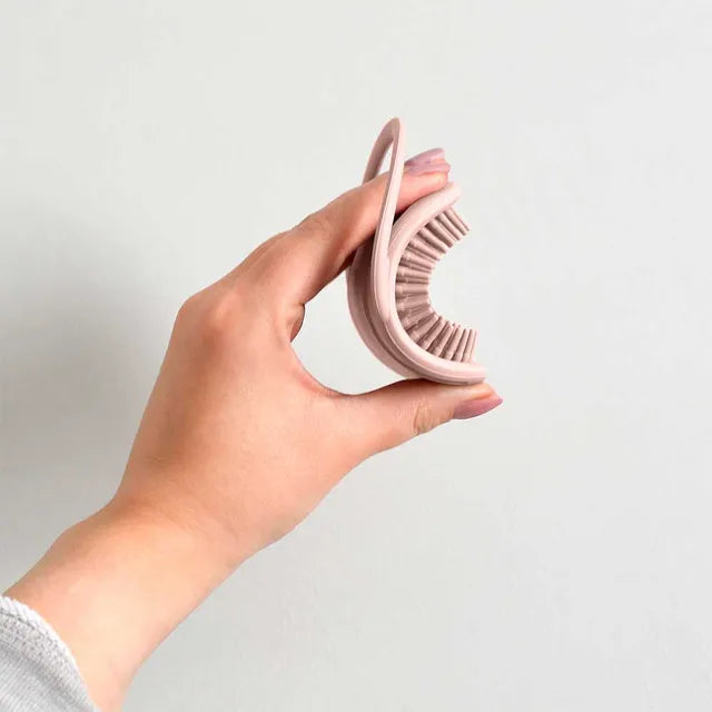 Shnuggle Baby Bath Silicone Brush Pink