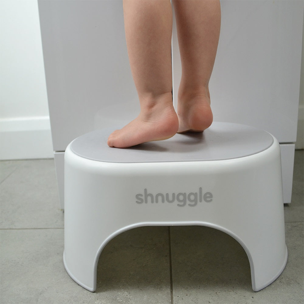 Shnuggle Kids Light Weight Step Stool White Shnuggle Yallatoys