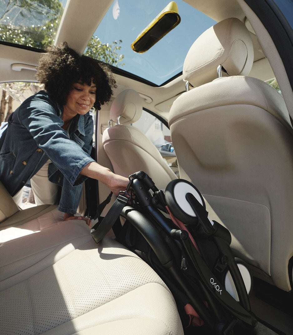 Stokke YOYO³ Frame Black With Newborn Pack Ginger