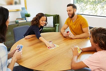 UNO Deluxe Game Tin Box