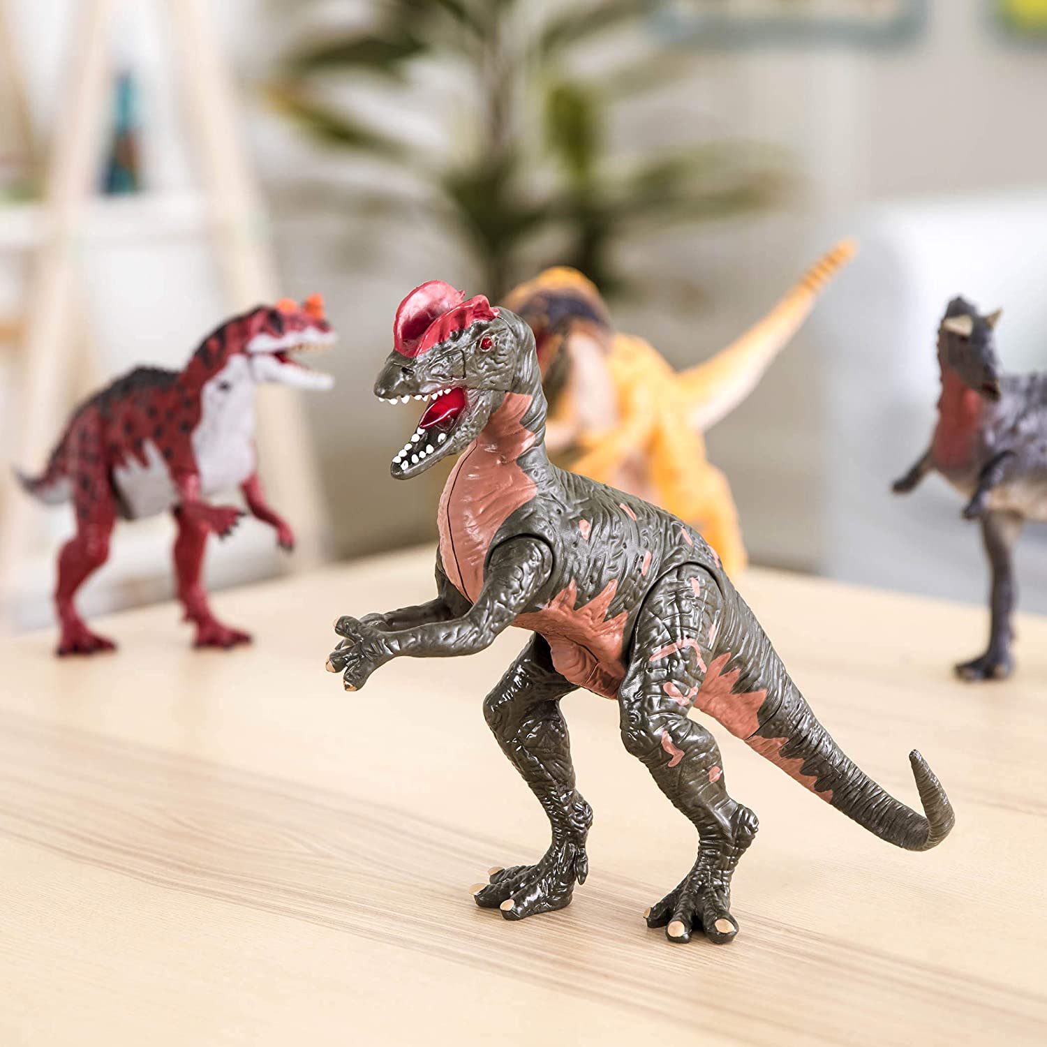 Buy Electronic Dilophosaurus | Yallatoys.com