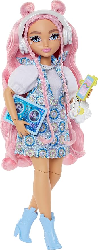 Buy Barbie Dream Besties Doll and Accessories | Yallatoys.com