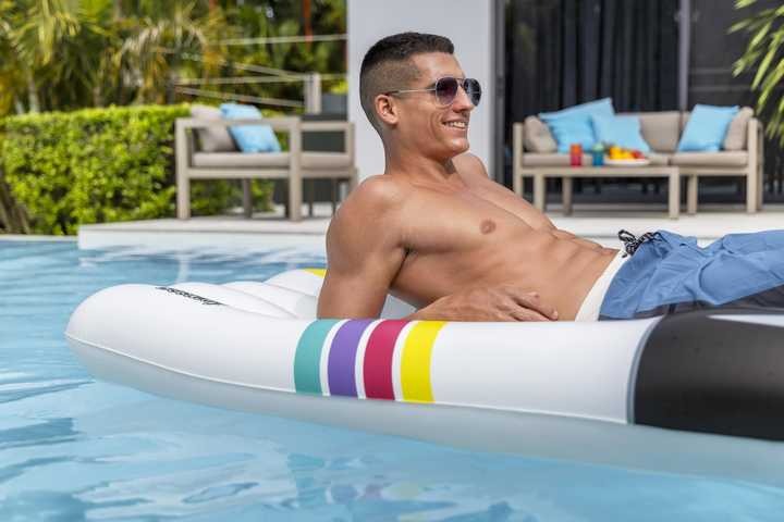 Buy Bestway Lounger Pool Record Floating Island | Yallatoys.com