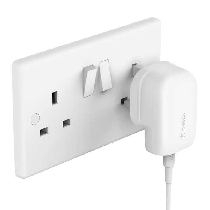 Buy Belkin BoostCharge USB-C Wall Charger 30W+ 1M USB-C to lightning Cable | Yallatoys.com