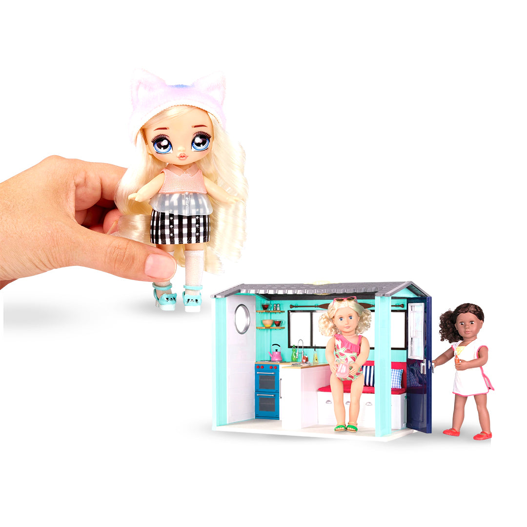 Buy Fashion & Fun Doll Bundle | Yallatoys.com