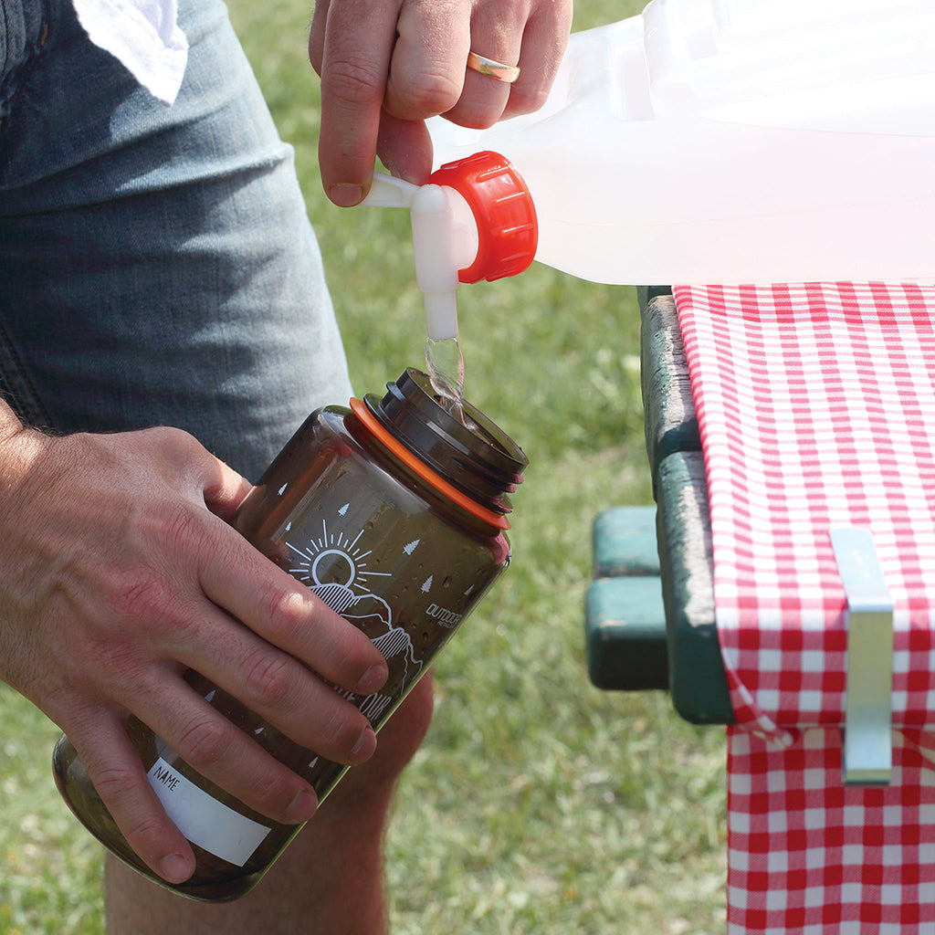 Buy Expandable Water Carrier - 2 Gallon | Yallatoys.com