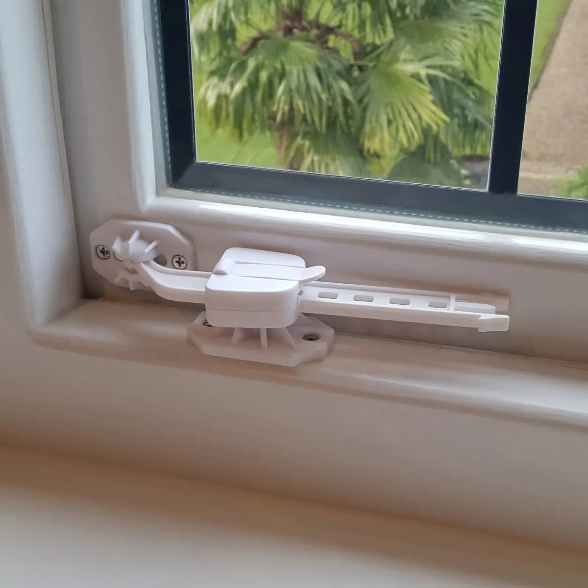 Clippasafe Window Lock Premium+ Range  New Clippasafe Yallatoys