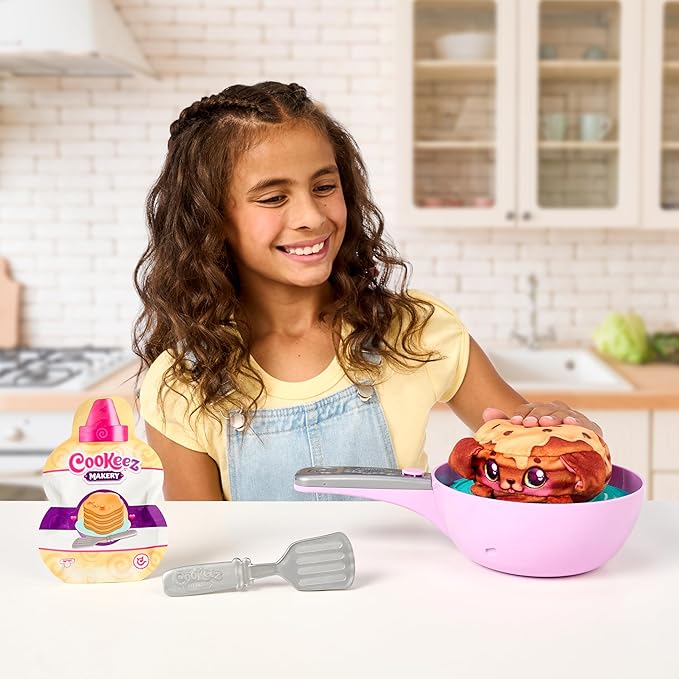 Buy Cookeez Makery Pancake Treatz Kitchen Playset Season 2 | Yallatoys.com
