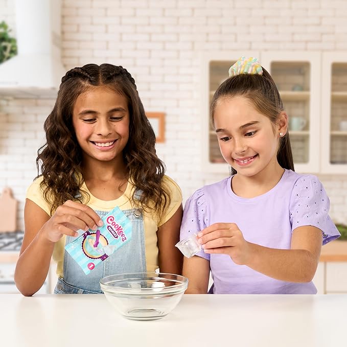Buy Cookeez Makery Freezy Cake Fridge Playset | Yallatoys.com